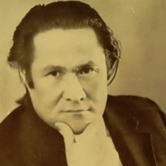 بۇگىن – مۇقاعالي ماقاتاەۆتىڭ تۋعان كۇنى