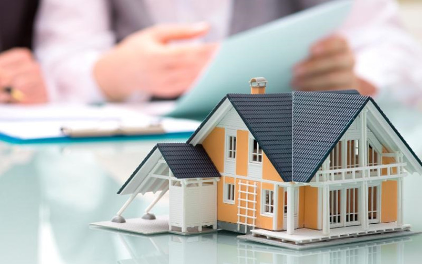 «سوت شەشىمىمەن عانا»: تۇرعىن ءۇي قۇقىعىنا كەپىلدىكتى كونستيتۋتسيالىق دەڭگەيدە كۇشەيتۋ ۇسىنىلدى