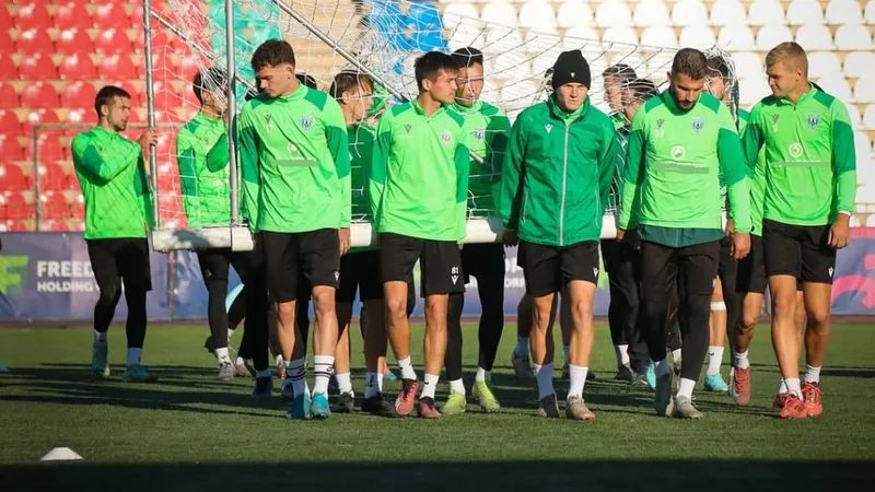 «اتىراۋ» فۋتبول كلۋبى الداعى ويىندارىن تۇركىستاندا وتكىزەدى