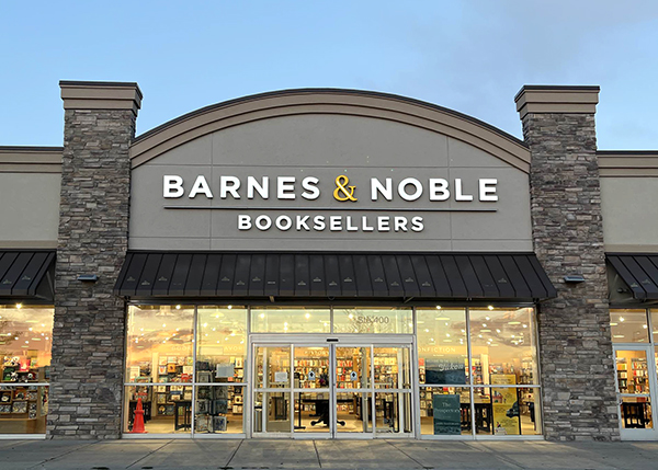 ەڭ ۇلكەن كىتاپ دۇكەنى