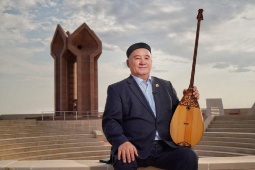 ۇستازدىڭ جولى – اتاڭداي  ۇلىق