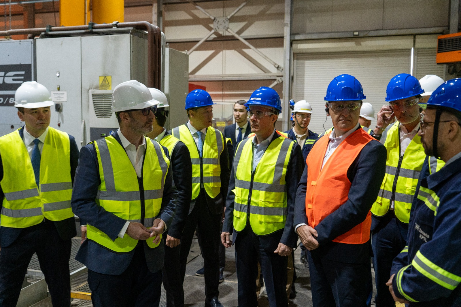 جۇمىس ورىندارى, تەحنولوگيالار, ينۆەستيتسيالار: تشو-نىڭ جەرگىلىكتى ءوندىرىستى دامىتۋداعى ءرولى