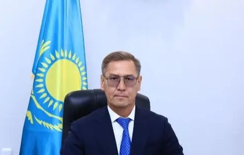 بىرلىكتى كورسەتەتىن شاق