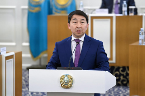 باقىت نۇرمۇحانوۆ, زاڭگەر: كوستيتۋتسيا مەملەكەتتىڭ قايدا بەت العانىن ايقىندايدى