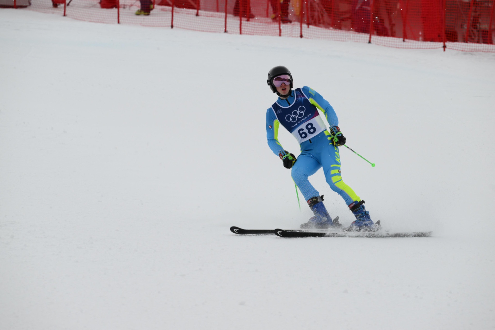 وليمپيادا-2026: روستيسلاۆ حوحلوۆ تاۋ شاڭعىسىنان سلالوم-گيگانتتا سىنعا ءتۇستى