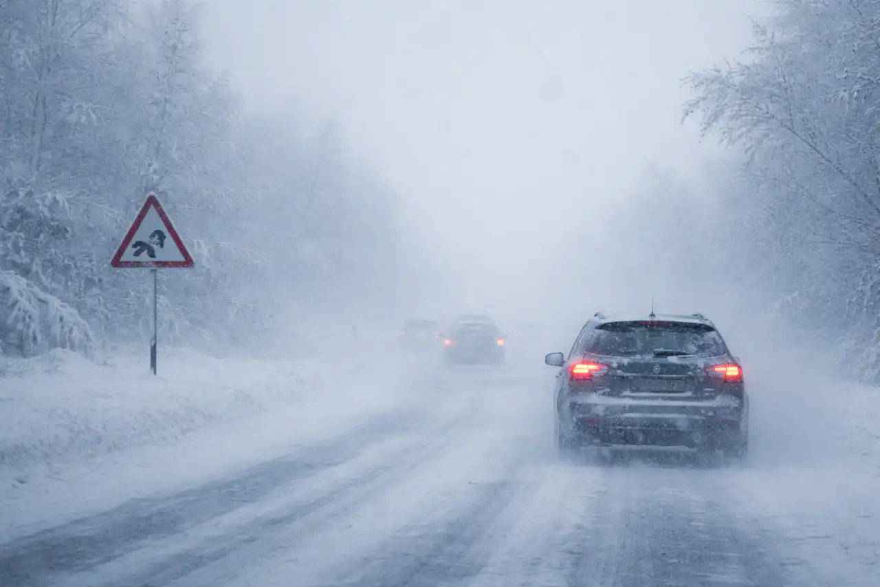 ەرتەڭ اۋا رايىنا بايلانىستى بىرنەشە وڭىردە ەسكەرتۋ جاسالدى