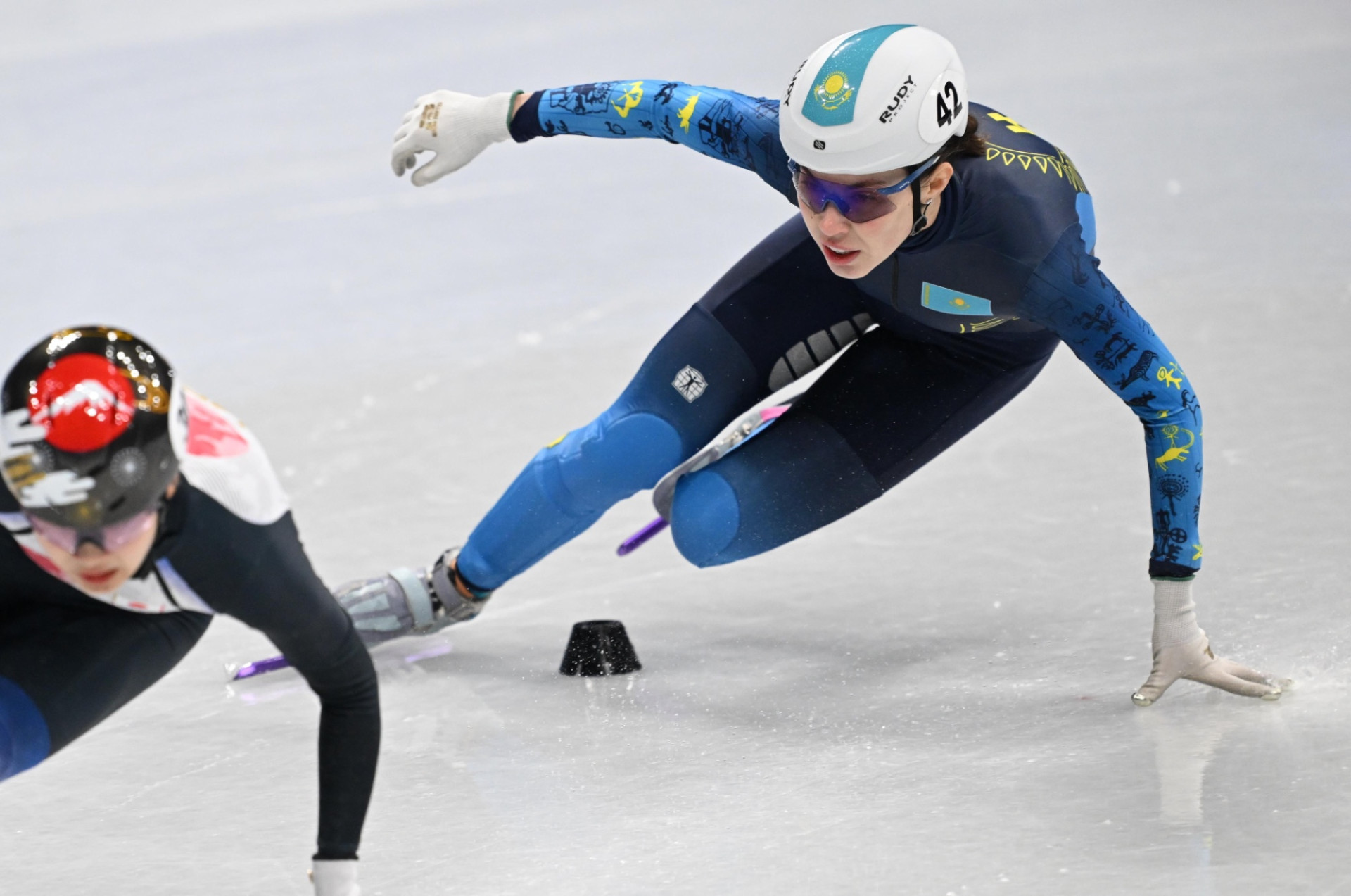 وليمپيادا-2026: شورت-ترەكشى ولگا تيحونوۆا 1000 مەتر قاشىقتىقتا ونەر كورسەتتى