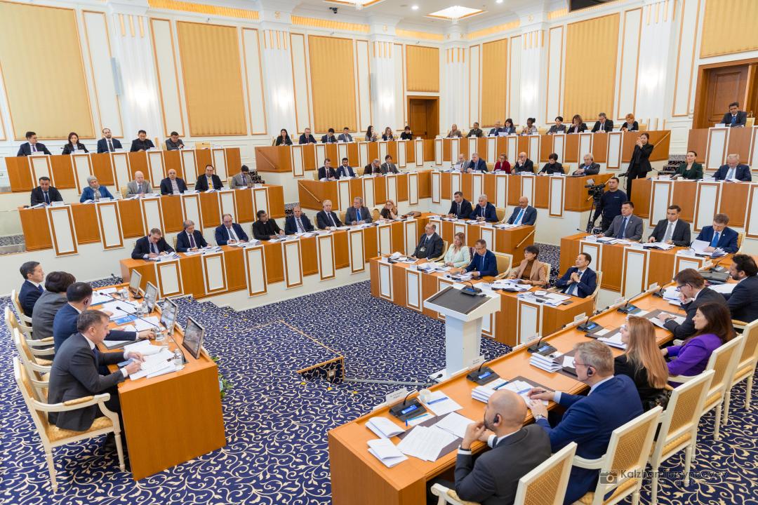 حالىقارالىق قاۋىمداستىق كونستيتۋتسيالىق رەفورمانىڭ اشىقتىعىن باعالادى