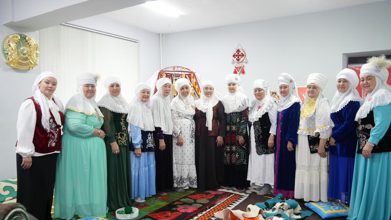 ەڭ ۇزىن سىرماق: الماتىلىق جوبا گيننەستىڭ رەكوردتار كىتابىنا ەنۋى مۇمكىن