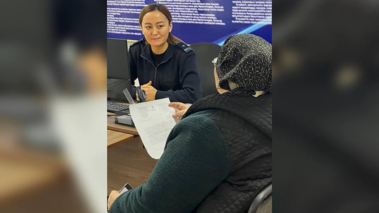 40 جىل قۇجاتسىز جۇرگەن جامبىلدىق تۇرعىن قازاقستان ازاماتتىعىن الدى