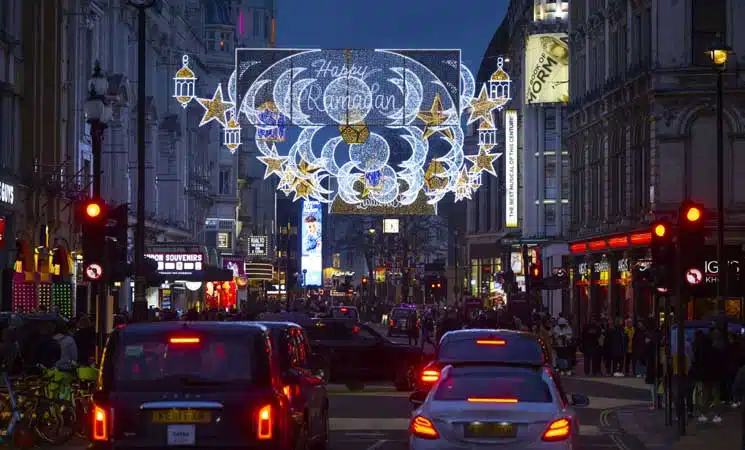 رامازانعا وراي لوندون كوشەلەرى بەزەندىرىلدى