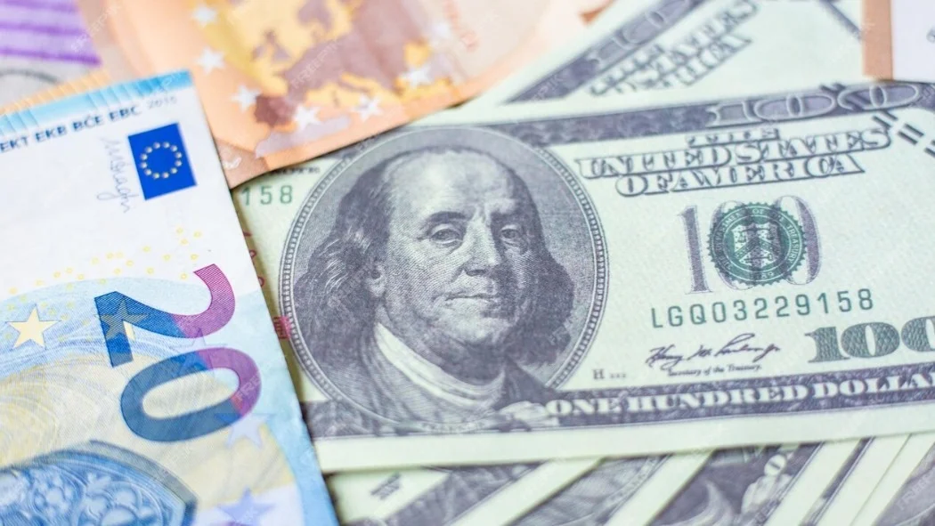 ۆاليۋتا باعامى: بۇگىن دوللار قانشا تەڭگەدەن ساۋدالانىپ جاتىر؟