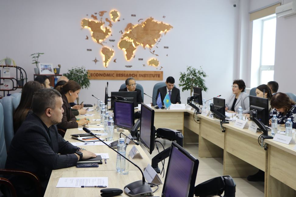 كونستيتۋتسيالىق رەفورما: ەكونوميكانىڭ جاڭا باسىمدىقتارى ايقىندالدى