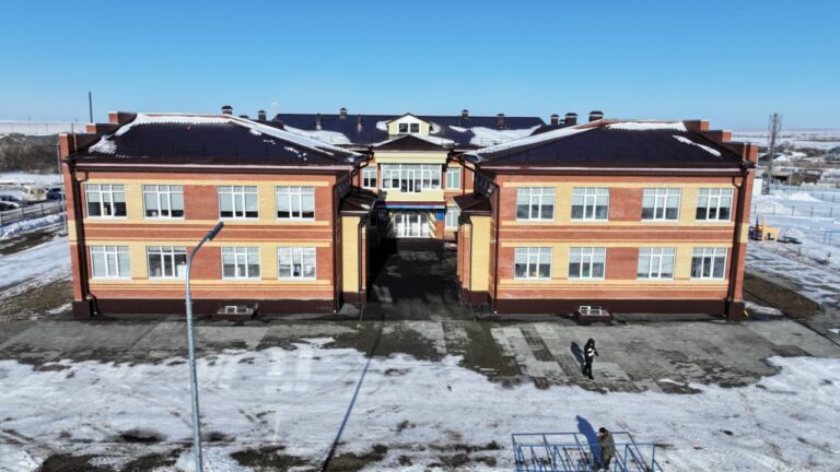 قوستاناي وبلىسىندا 100 ورىندىق جاڭا مەكتەپ اشىلدى