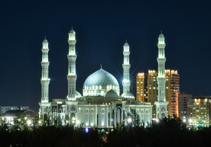 الەمدى ىزگىلىككە شاقىراتىن اي