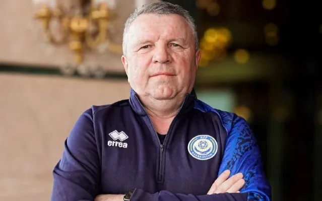 فۋتبولدان قازاقستان جاستار قۇراماسىنىڭ اعا باپكەرى تاعايىندالدى