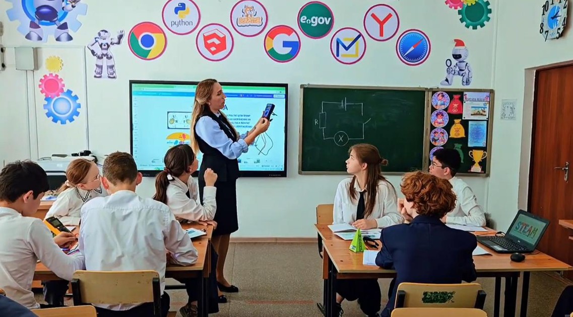 جاڭاشىل ۇستازدىڭ «سىر ساندىعى»