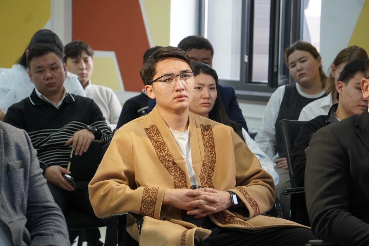 الماتى وبلىسىنىڭ جاستارى «حالىقتىق كونستيتۋتسيا ءۇشىن» جالپىۇلتتىق كواليتسياسىن قولدادى