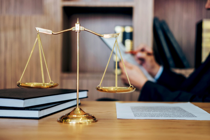 جاڭا كونستيتۋتسيا جوباسىندا ادۆوكاتۋرا مارتەبەسىنىڭ بەكىتىلۋى قانداي ماڭىزعا يە؟