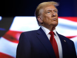 دونالد ترامپتىڭ رەزيدەنتسياسىنا جاسىرىن كىرمەك بولعان ادامعا وق اتىلدى