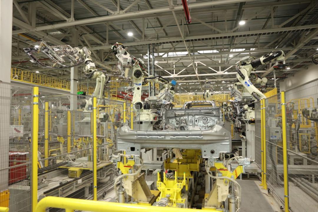 قوستاناي وبلىسىندا 145 روبوت وندىرىستە جۇمىس ىستەي باستادى