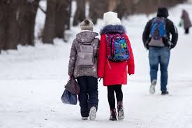 ەرتەڭ ءبىرىنشى اۋىسىمنىڭ 0-9 سىنىپ وقۋشىلارى قاشىقتان وقيدى