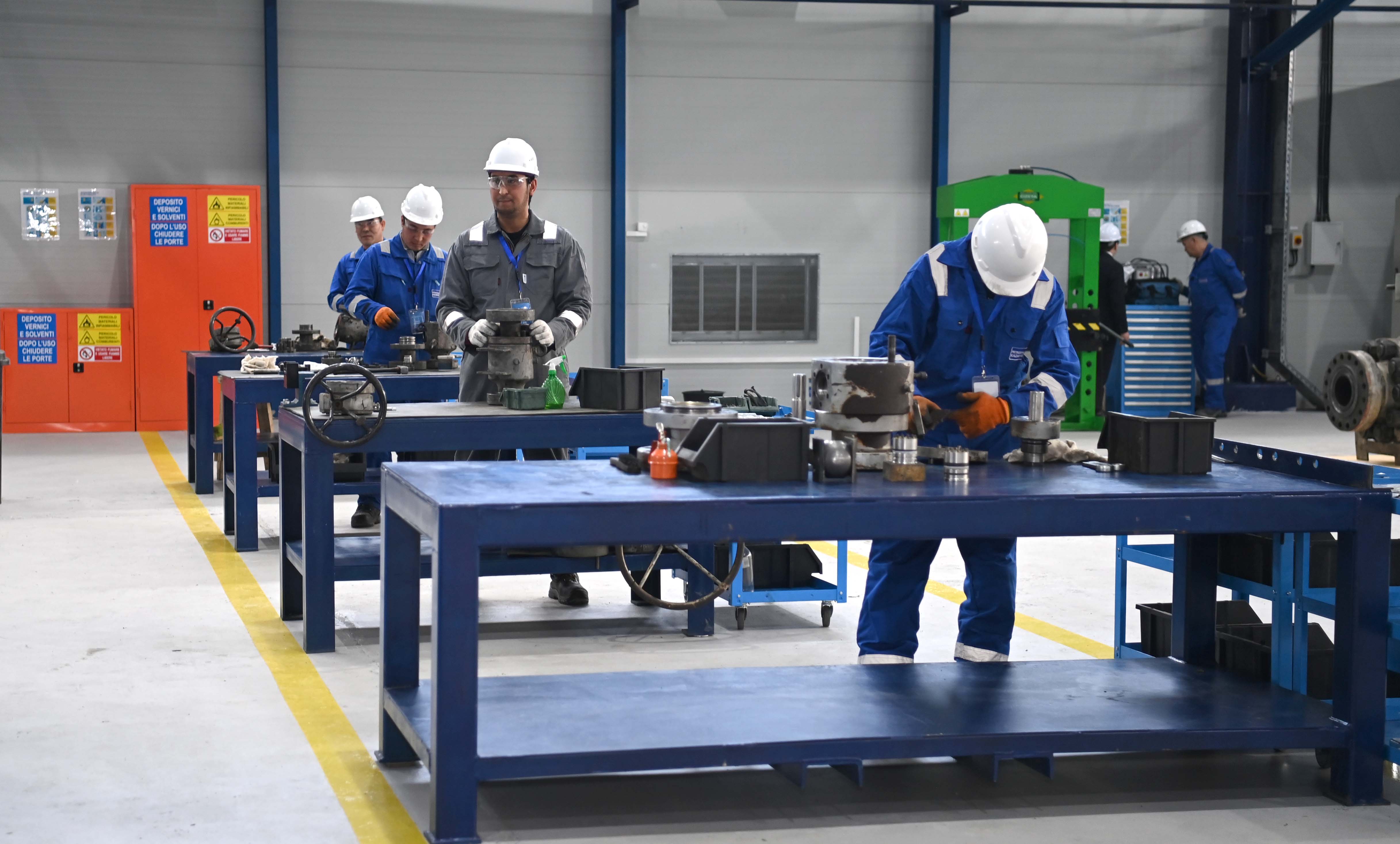 جۇمىسشى قۇقى نەگە بۇزىلادى؟