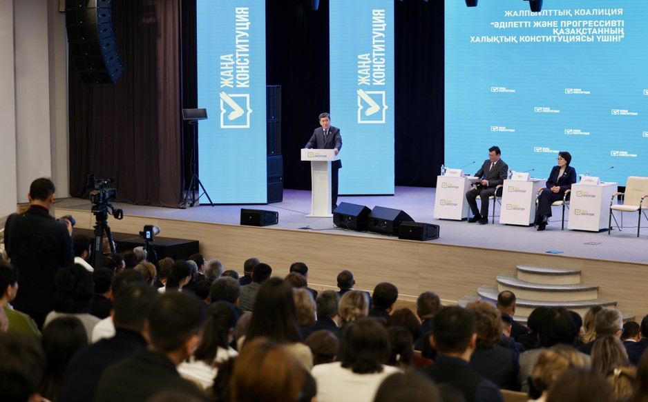 قوعامدىق ديالوگتىڭ دايەكتىلىگى ارتادى