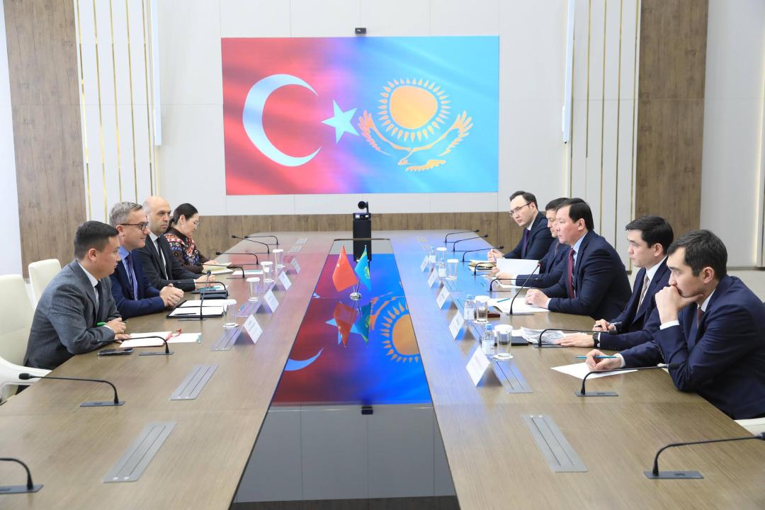 42 ملرد تەڭگەگە جۋىق ينۆەستيتسيا: اقتوبەدە Coca-Cola زاۋىتى سالىنادى