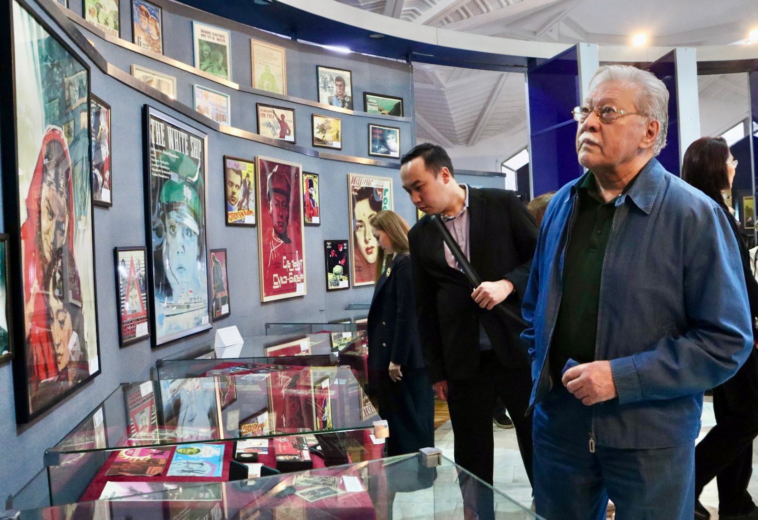 الماتىدا داڭقتى كينوگەرلەرگە ارنالعان كورمە اشىلدى