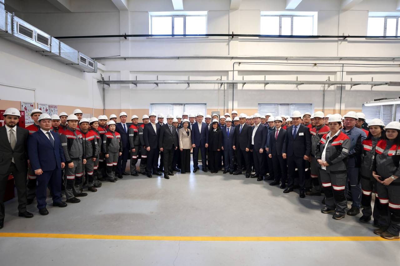 جالپىۇلتتىق كواليتسيا مۇشەلەرى اقتوبە وبلىسى تۇرعىندارىمەن كەزدەستى