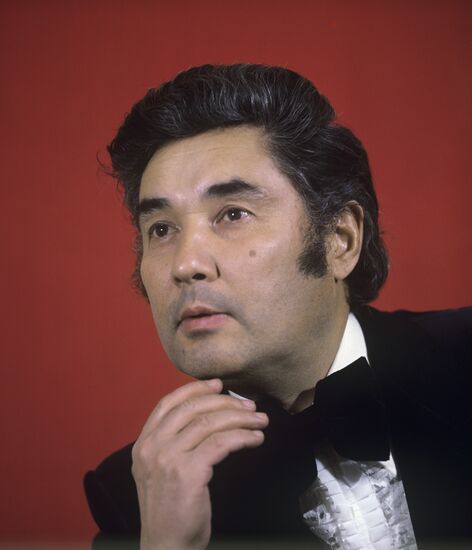 عاسىر ءۇنى جاڭعىرعان كەش