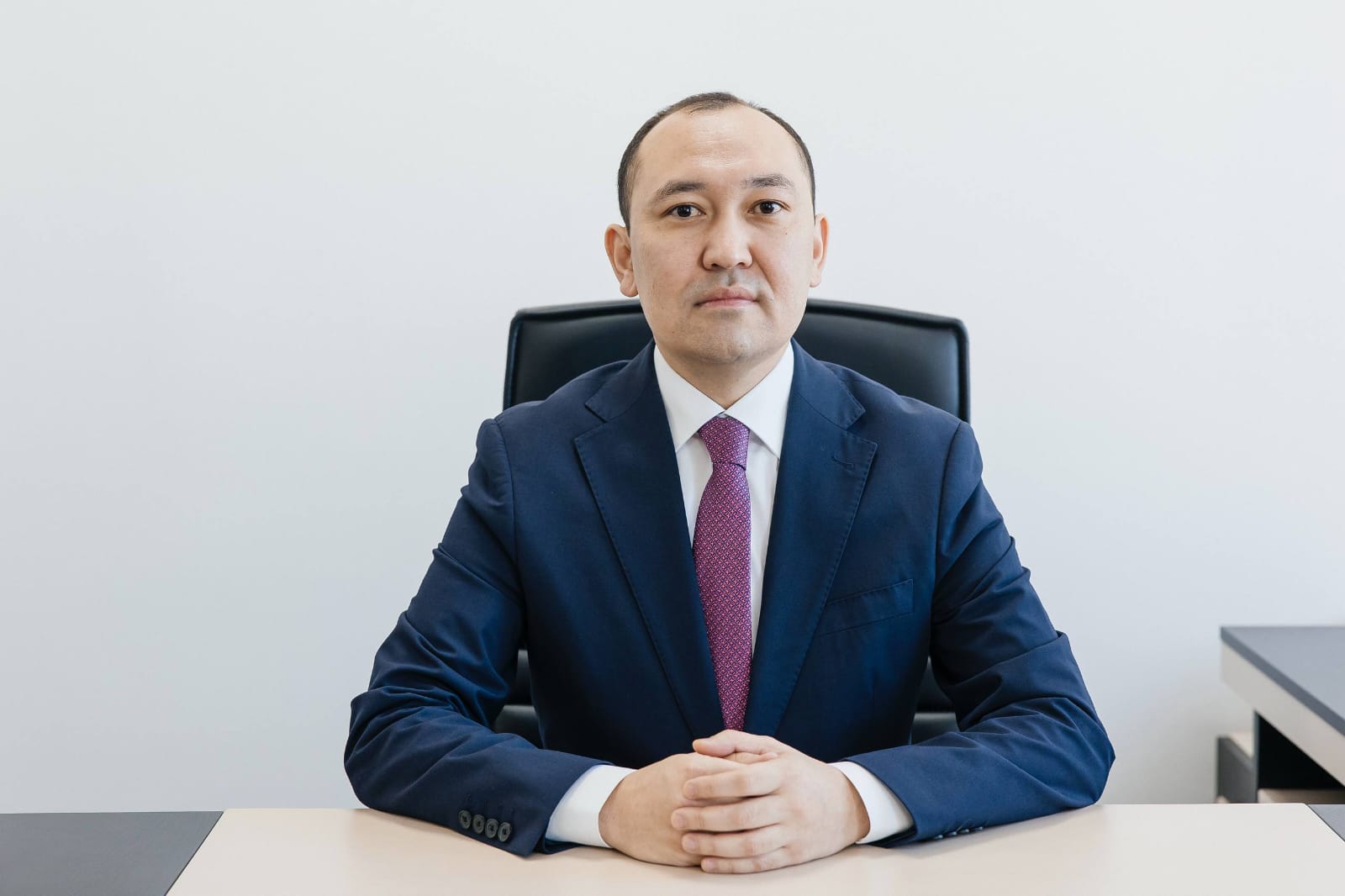 اتىراۋدا تسيفرلاندىرۋ جانە ارحيۆتەر باسقارماسىنا جاڭا باسشى تاعايىندالدى