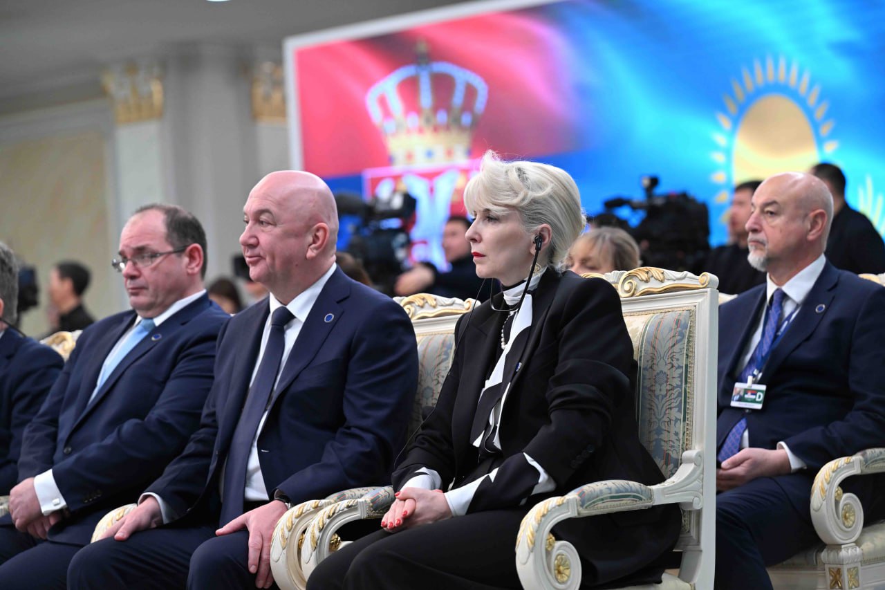 مەملەكەت باسشىسى: سەربيا كاسىپكەرلەرىنە قولايلى جاعداي جاساۋعا دايىنبىز