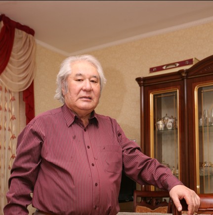 سەرىك تۇرعىنبەك ۇلى, اقىن, قازاقستاننىڭ ەڭبەك سىڭىرگەن قايراتكەرى: كەز كەلگەن قازاقتىڭ نەگىزىندە اقىندىق بار