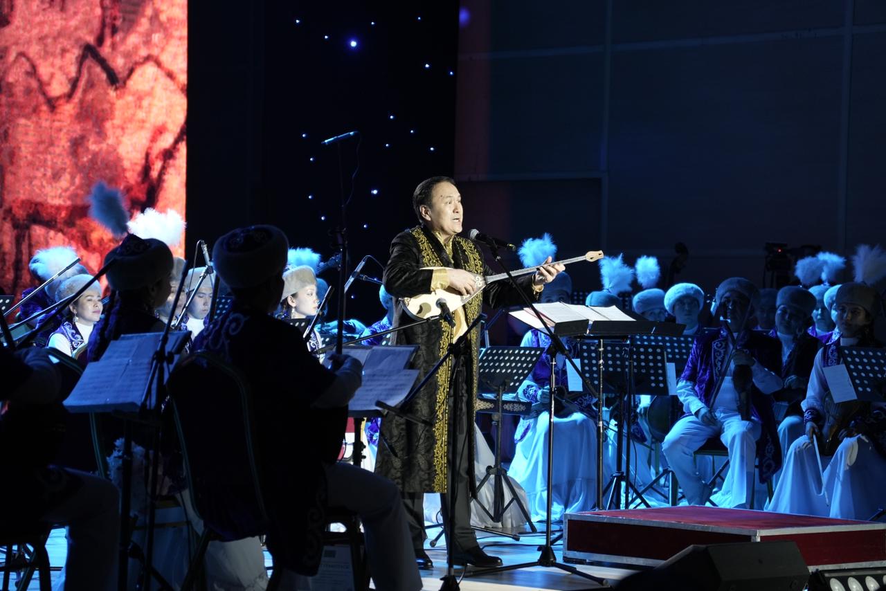 پرەزيدەنت جامبىل جاباەۆتىڭ 180 جىلدىعىنا وراي ۇيىمداستىرىلعان سالتاناتتى كەشكە ارنايى قۇتتىقتاۋ حات جولدادى