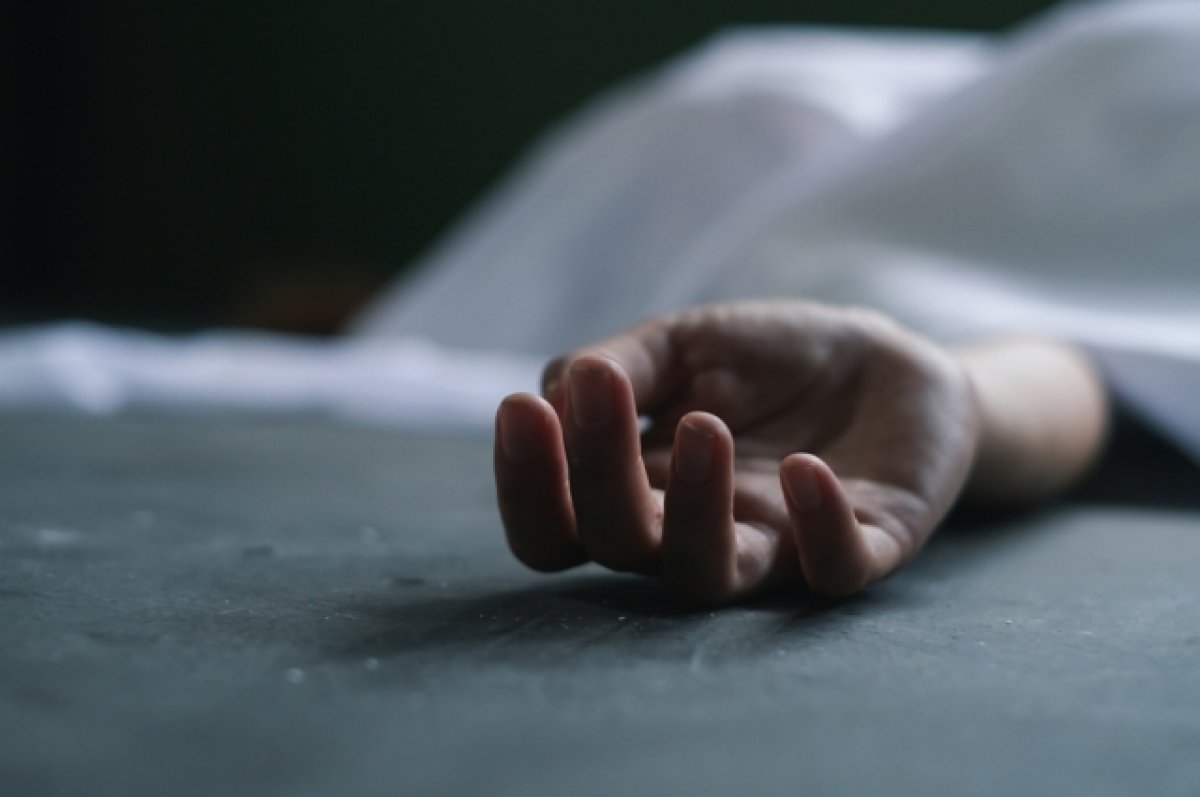 استانا ماڭىنداعى اۋىل تۇرعىنى تۋىستارىنىڭ دەنەسىن بولشەكتەپ تاستاعان