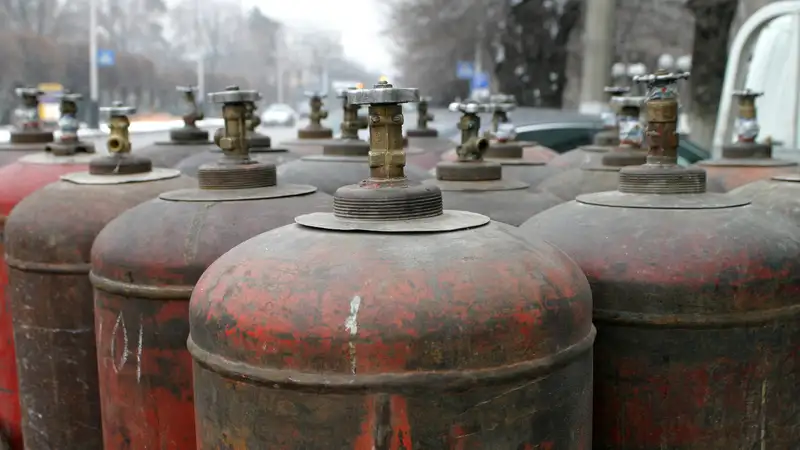 اقمولا وبلىسىندا گاز باللوندارىن تەكسەرۋ جۇمىستارى كۇشەيدى