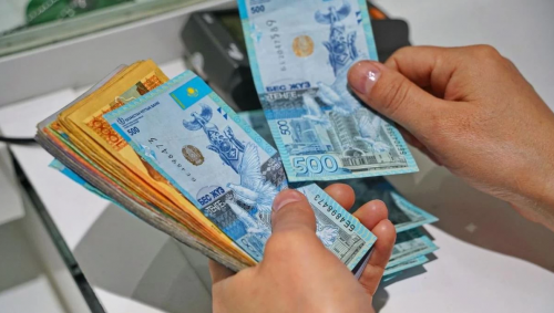 تارازدا 2500-دەن استام ادامنىڭ زەينەتاقى جارناسى تولەنبەي كەلگەن