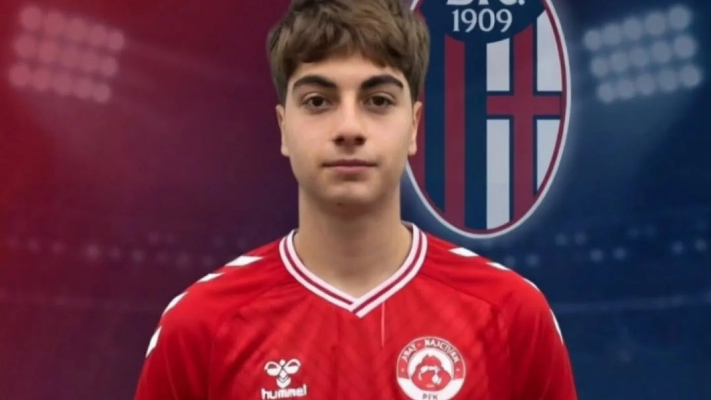 ەڭ قىمبات فۋتبولشى: «بولونيا» كلۋبى ومار مۇرادوۆتى رەكوردتىق سوماعا ساتىپ الدى