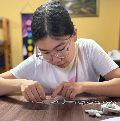 ديسلەكسيا دەگەن دەرت پە, الدە ەرەكشە قابىلەت پە؟