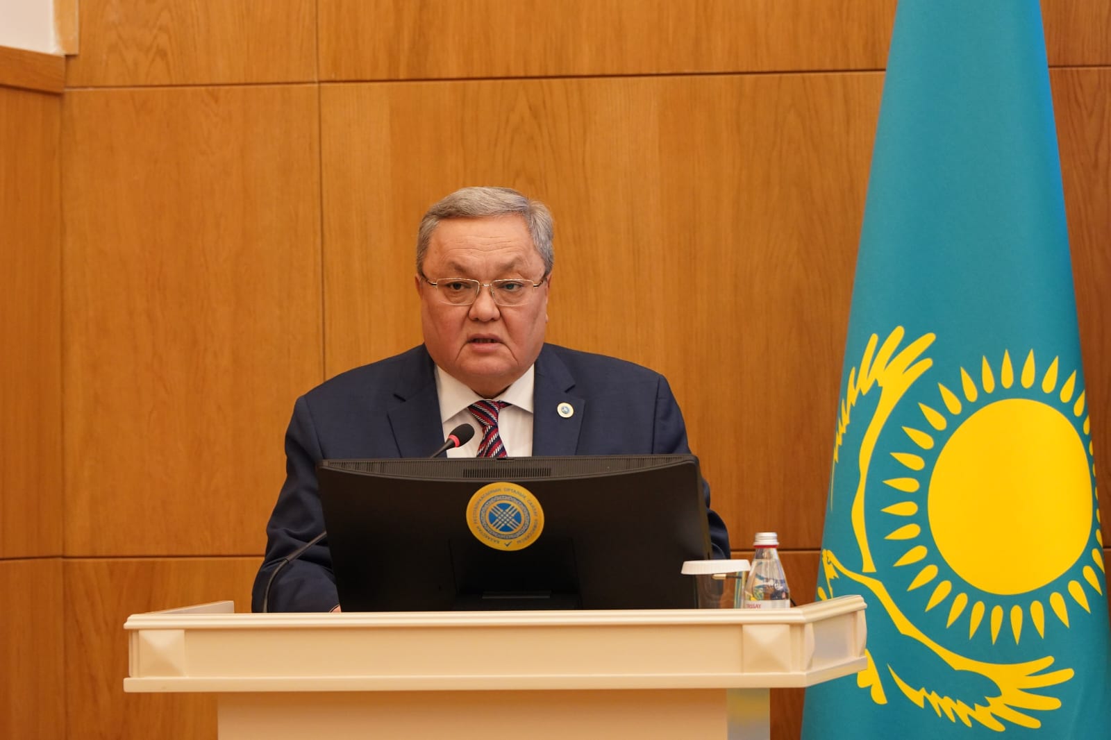 قازاقستانداعى رەفەرەندۋمدى 38 ەلدەن كەلگەن 359 بايقاۋشى باقىلايدى