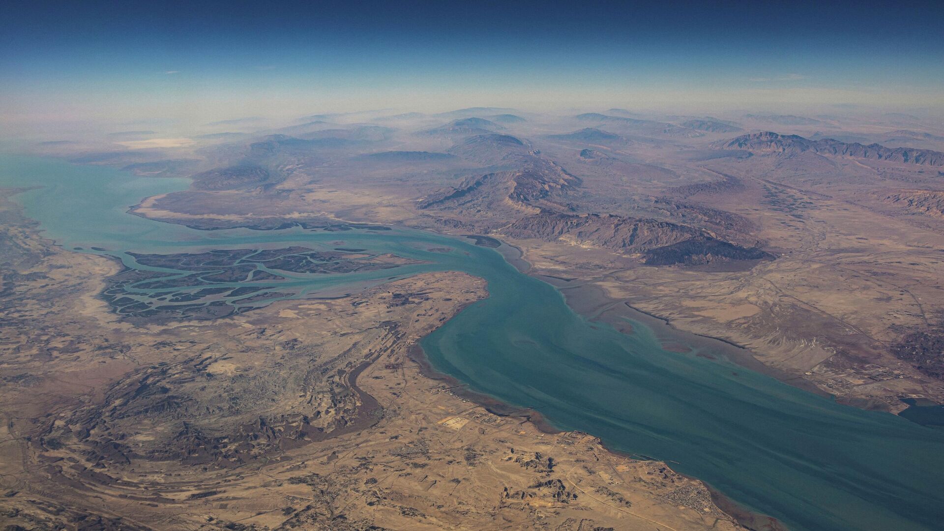 يران ورمۇز بۇعازىنا مينالار ورناتا باستادى