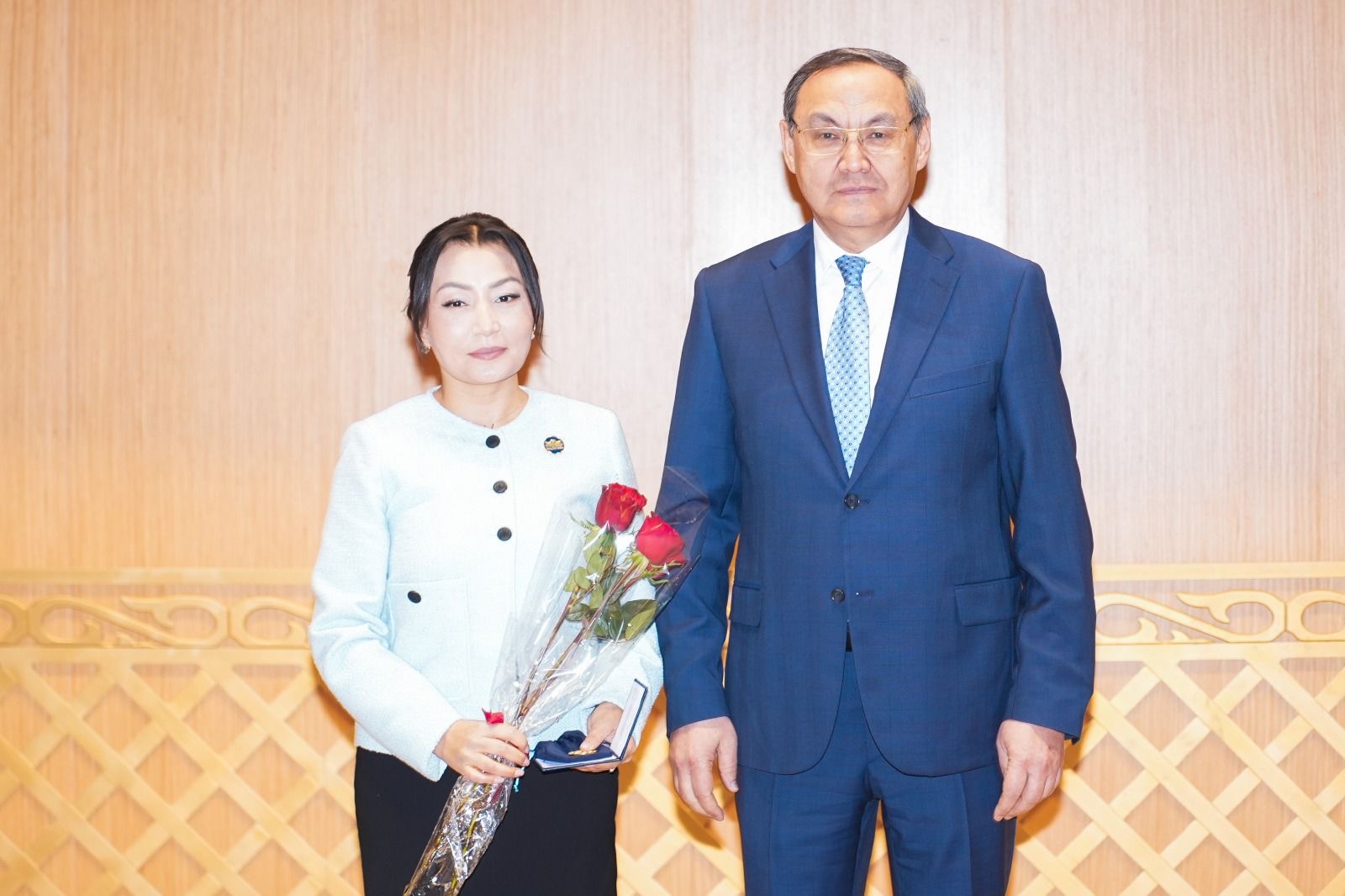 ورالدىق عالىم ماراپاتقا يە بولدى