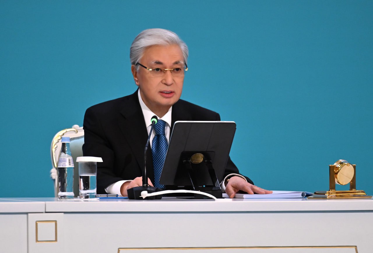 توقاەۆ: وكىلدى ورگانداردى كۇشەيتۋ مەملەكەتتىك ساياساتتىڭ نەگىزگى باسىمدىعى بولىپ قالا بەرەدى