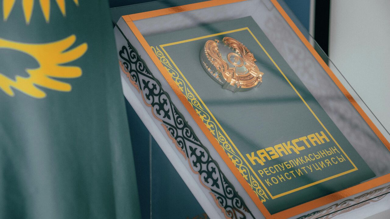 كونستيتۋتسيالىق وزگەرىستەر: ينستيتۋتسيونالدىق جاڭعىرۋدىڭ جاڭا كەزەڭى