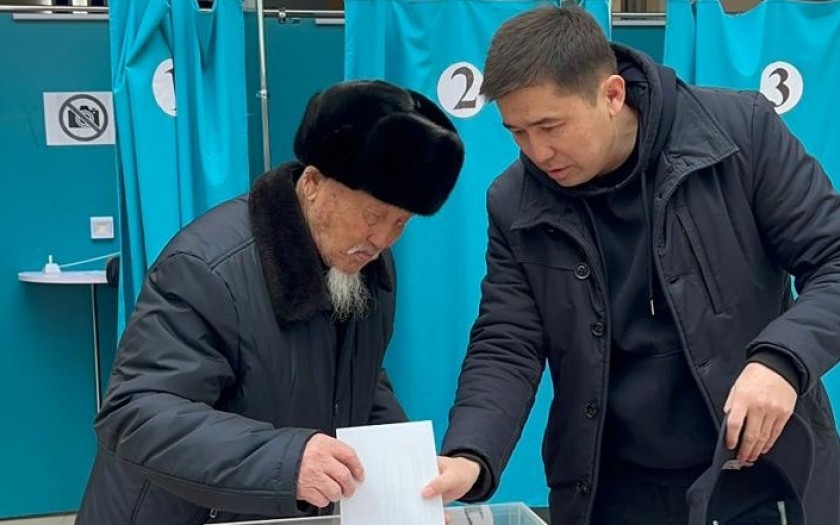 اقمولا وبلىسىندا قارت جاۋىنگەر دە ءوز تاڭداۋىن جاسادى