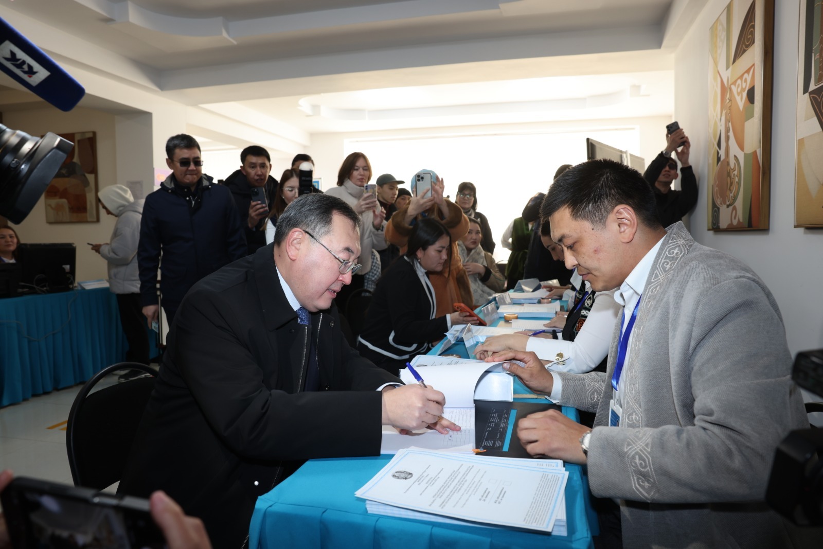 الماتى وبلىسىنىڭ اكىمى رەفەرەندۋمدا ءوز تاڭداۋىن جاسادى