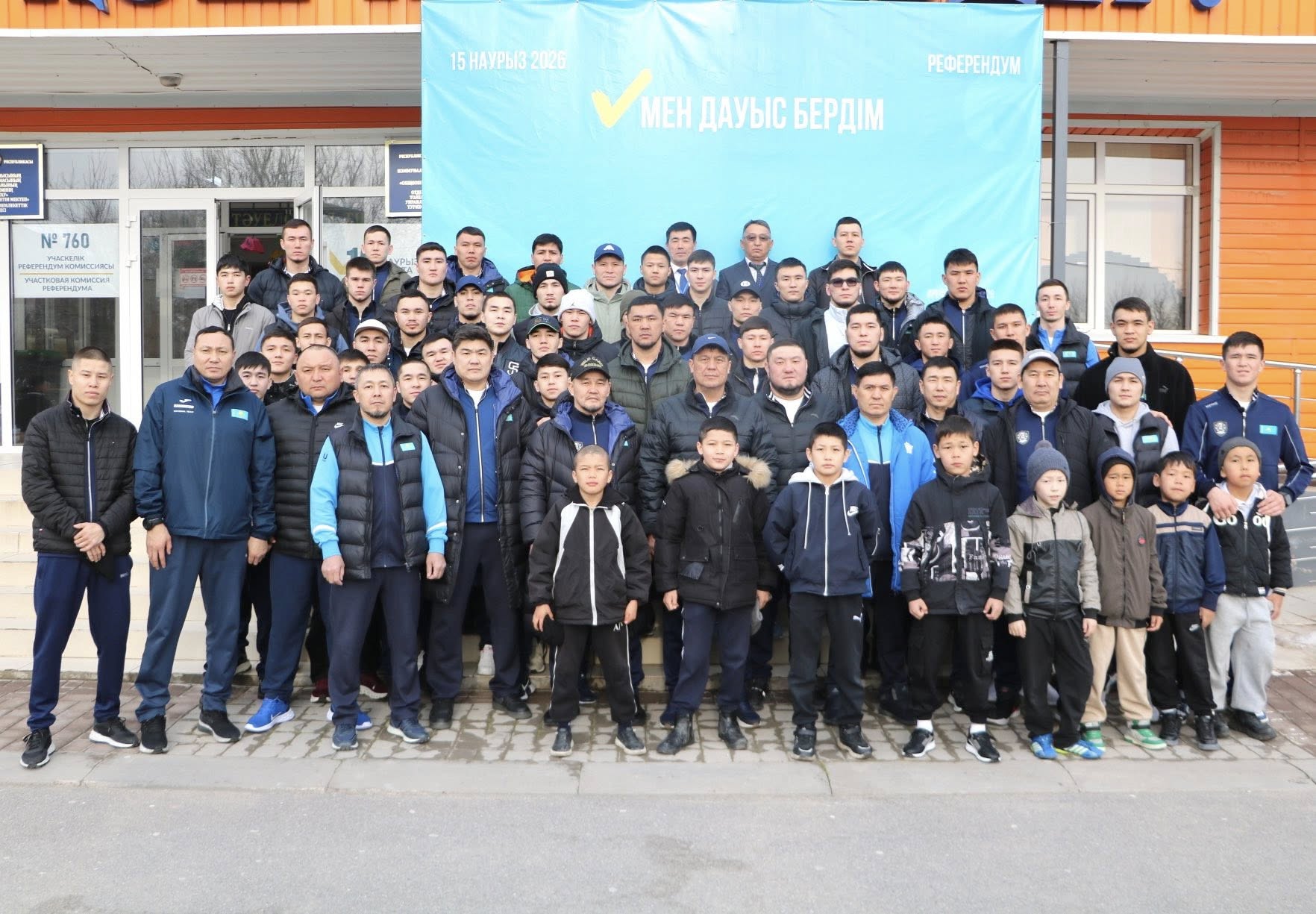 بوكستان قازاقستان قۇراماسىنىڭ مۇشەلەرى رەفەرەندۋمدا ءوز تاڭداۋىن جاسادى