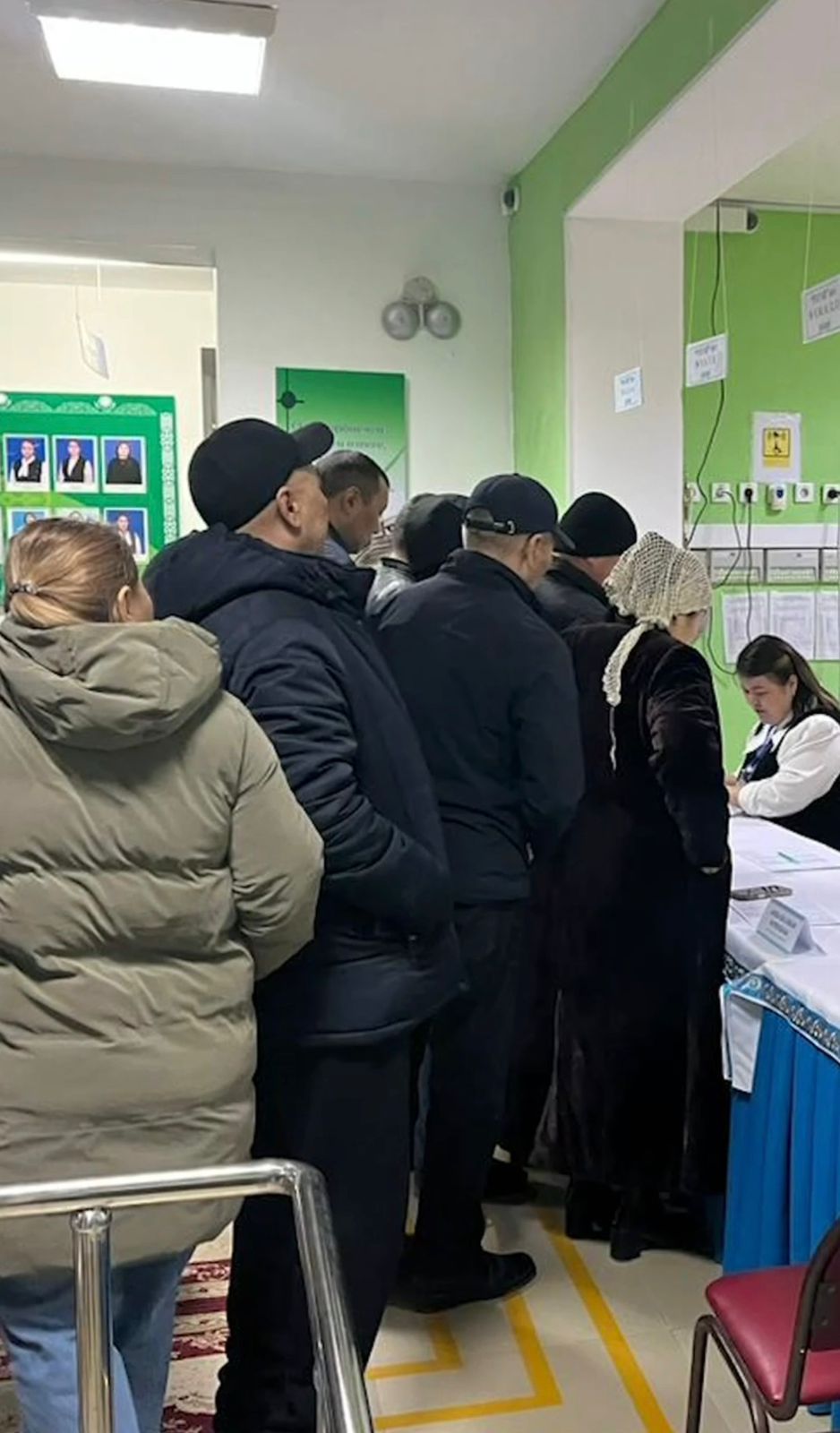 بىرقاتار وڭىردەگى ۋچاسكەلەردە ۇزىن-سونار كەزەك پايدا بولدى